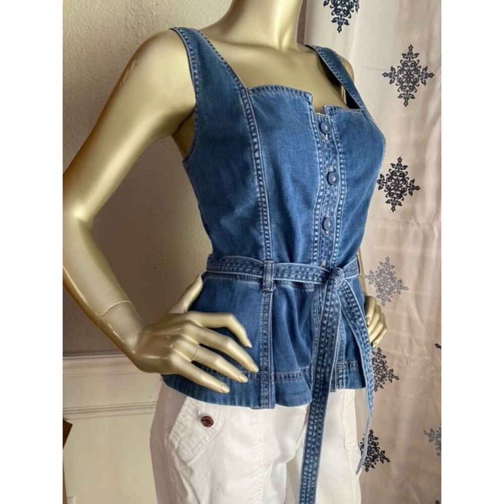EUC White House Black Market Super Soft Denim Belted Top 10 - Picture 2 of 6